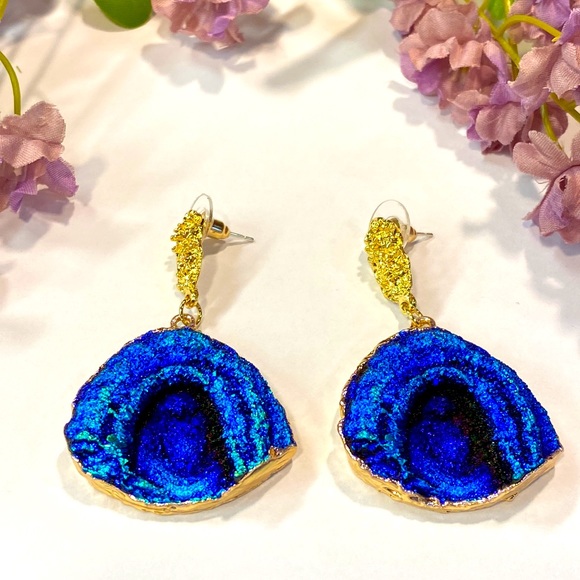 Stunning volcanic rock drop earrings! - Picture 2 of 7